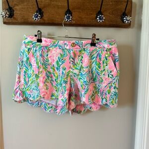 Lilly Pulitzer Floral Pink Women's Shorts 10